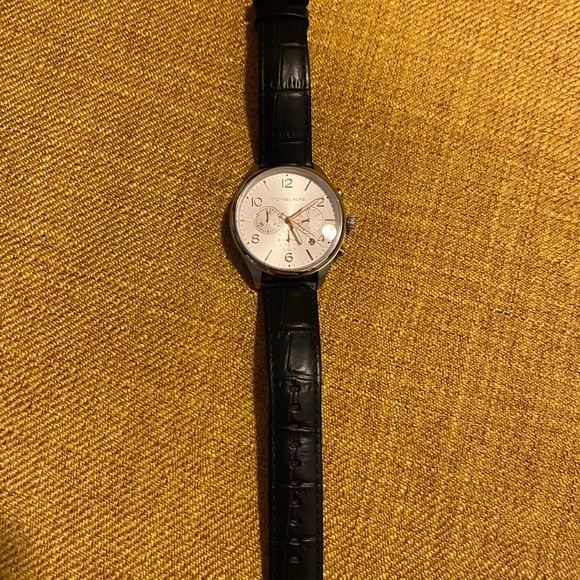 Brand New - Men’s MK Multi-tone Watch - Picture 4 of 4